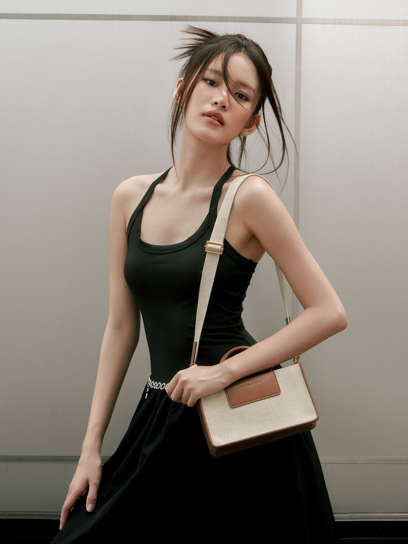 Sam, Kaity Nguyễn, Trâm Ngô lên đồ mùa hè “chuẩn chỉnh” cùng bộ sưu tập ITZ MINE của CHARLES & KEITH - Ảnh 5.