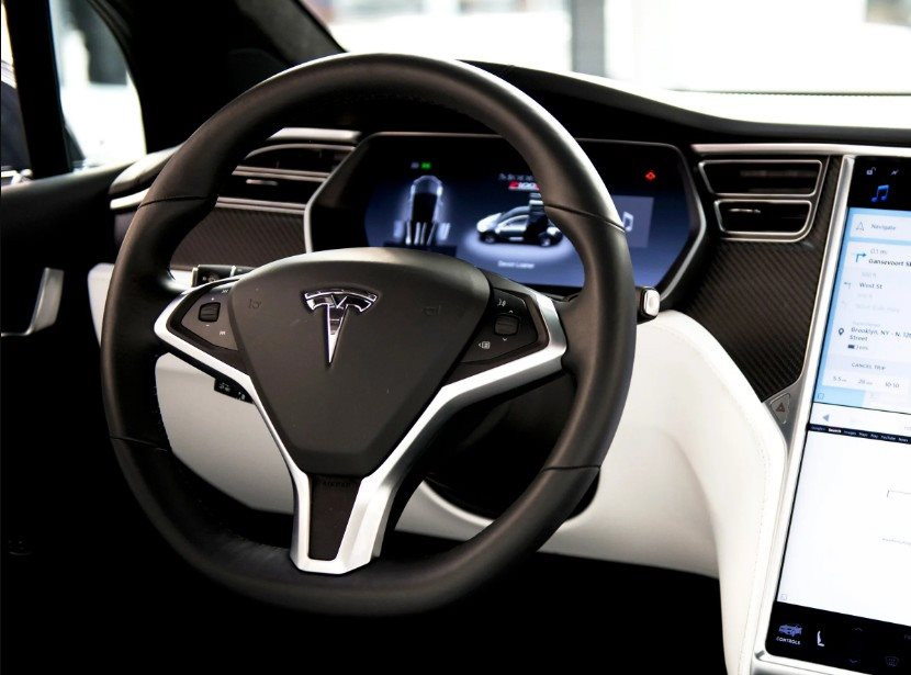 Elon Musk bị khách hàng Tesla công kích dữ dội vì ‘lừa đảo’