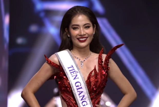 Nguyễn Thị Lệ Nam - người chị sinh đôi của Nam Em đã dừng chân Top 10 của Miss Universe Vietnam 2023.