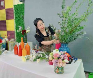 Thuy Florist với hơn 13 năm kinh nghiệm trong lĩnh vực cắm hoa