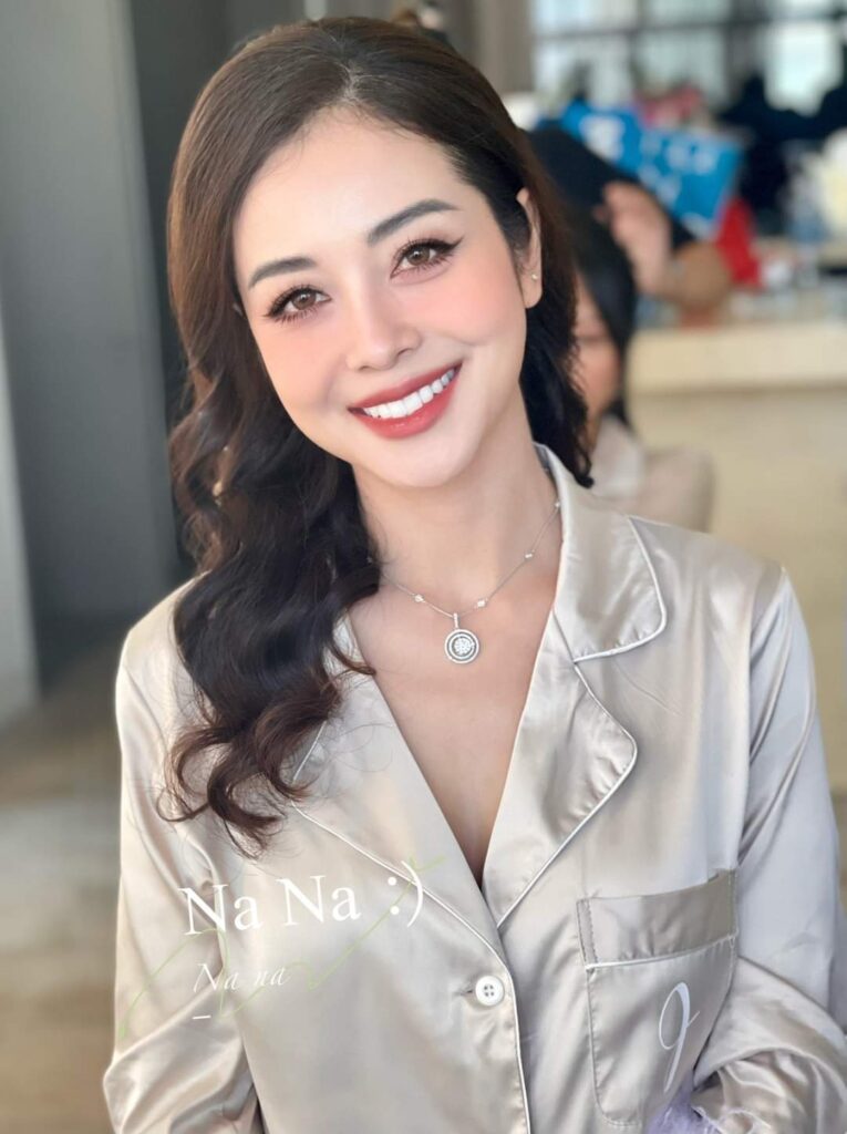 Hoa hậu châu Á Jenifer Phạm được Na Na thực hiện makeup