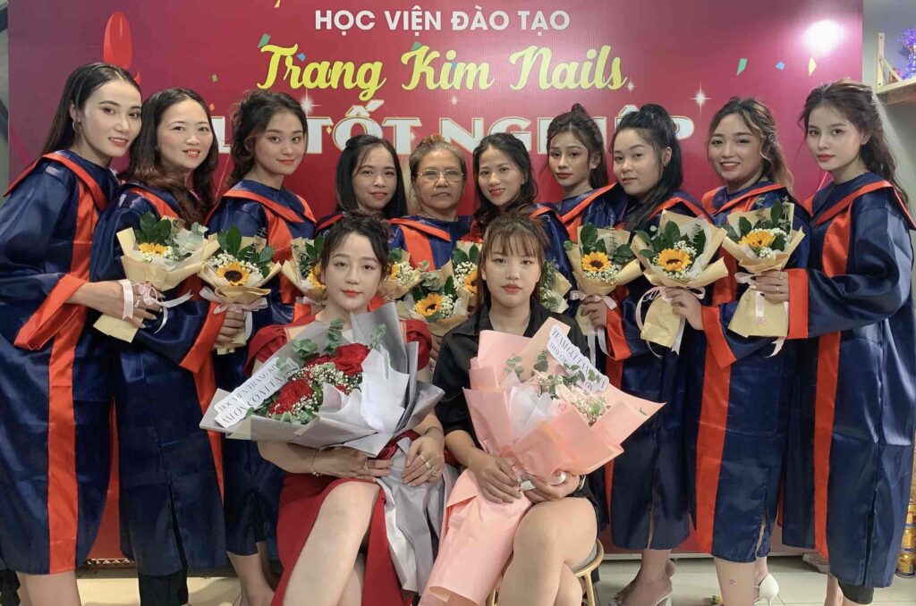 Chương trình đào tạo tại Trang Kim Nails kết thúc học viên sẽ được cấp chứng chỉ tốt nghiệp