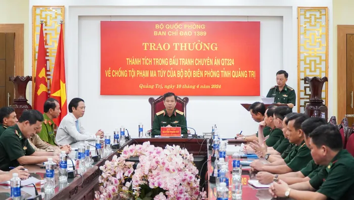 Bộ Quốc phòng trao thưởng chuyên án triệt phá đường dây ma túy từ Lào về Việt Nam