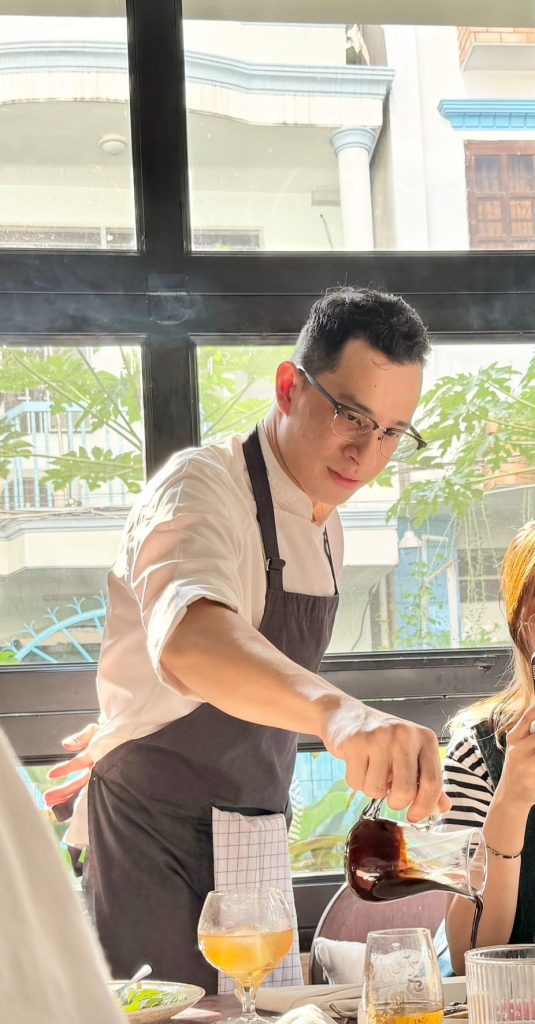 Chef Hưng Lai tên đầy đủ là Lai Quốc Hưng