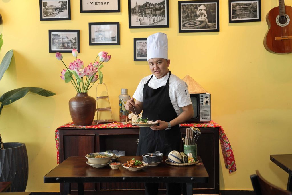 Chef Phạm Quy với bữa cơm đậm đà hương vị Việt