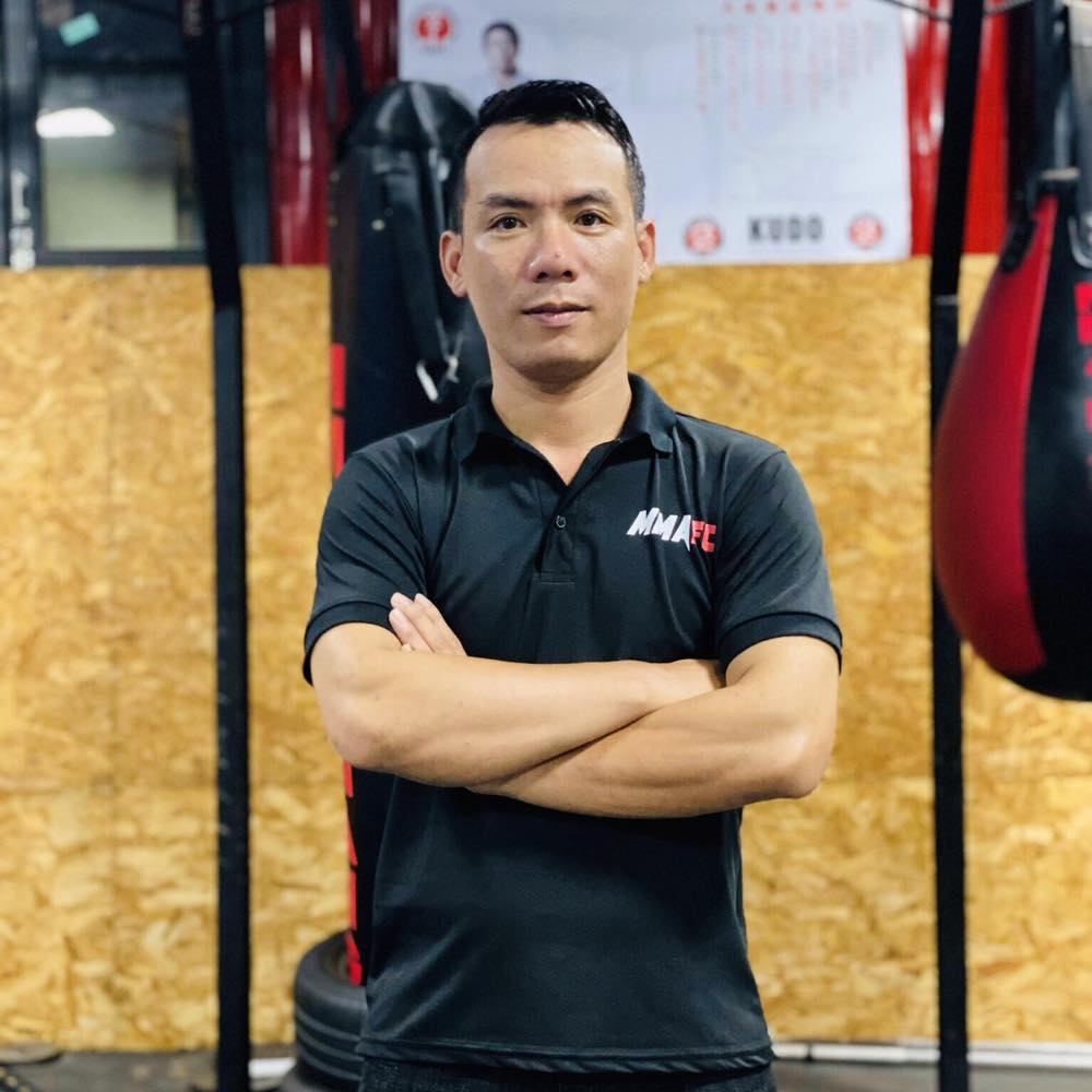 HLV Ngô Văn Trị - quản lý kiêm HLV trưởng tại Fighter MMA Đà Nẵng 