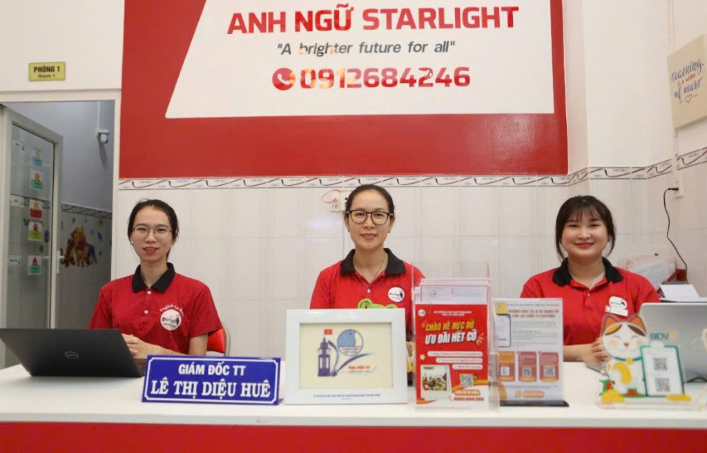 Trung tâm Anh ngữ Starlight gần 10 năm truyền đạt tri thức và lan tỏa yêu thương