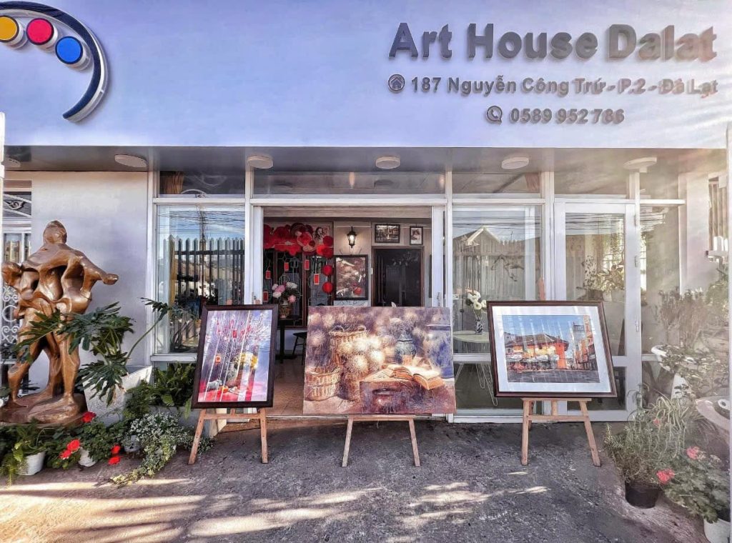 Tạo nên dấu ấn riêng từ những nét cọ đầy sáng tạo tại Art House Dalat