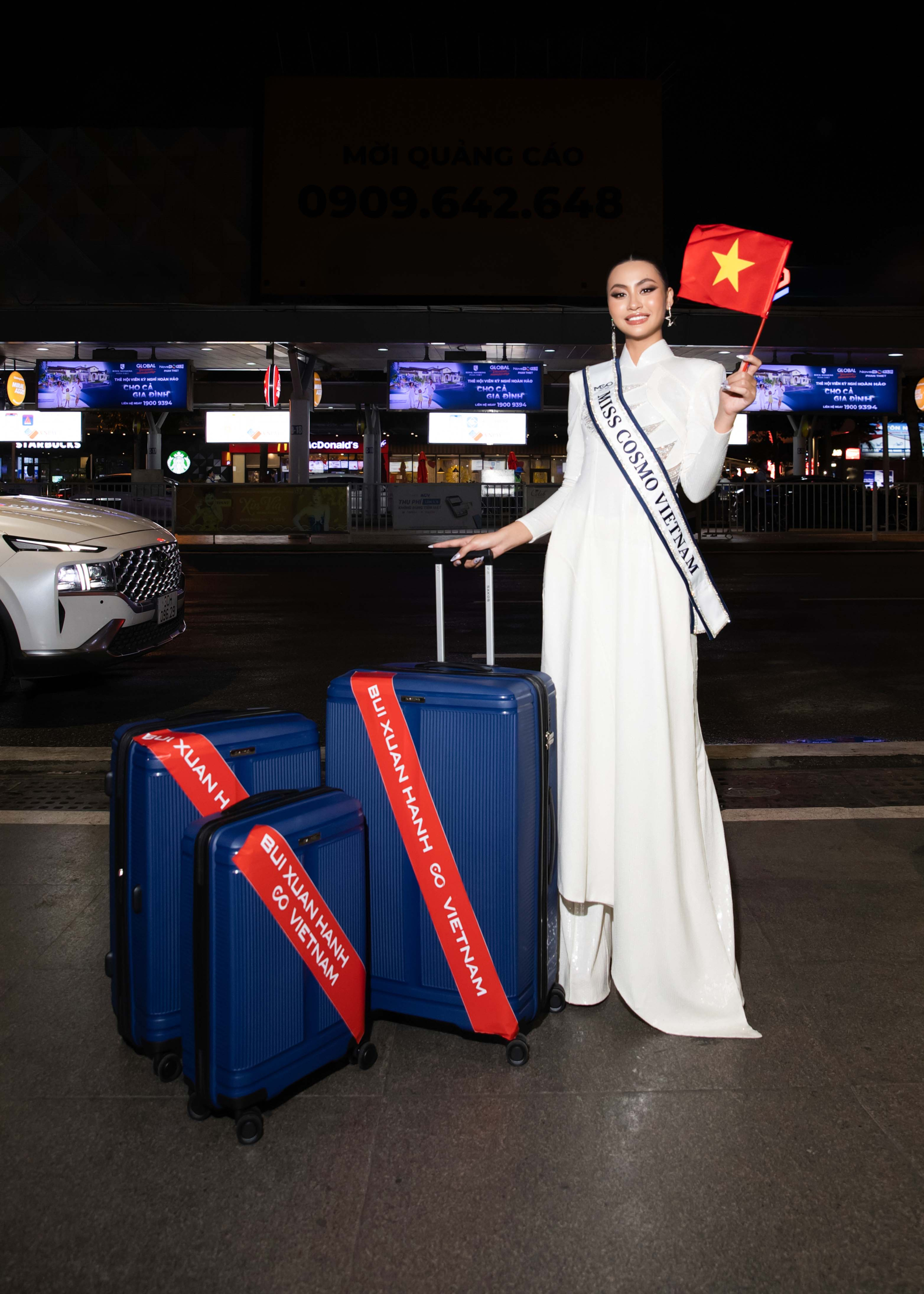 Bùi Xuân Hạnh chính thức lên đường 'chinh chiến' Miss Cosmo 2024, hô vang 2 tiếng Việt Nam - ảnh 2