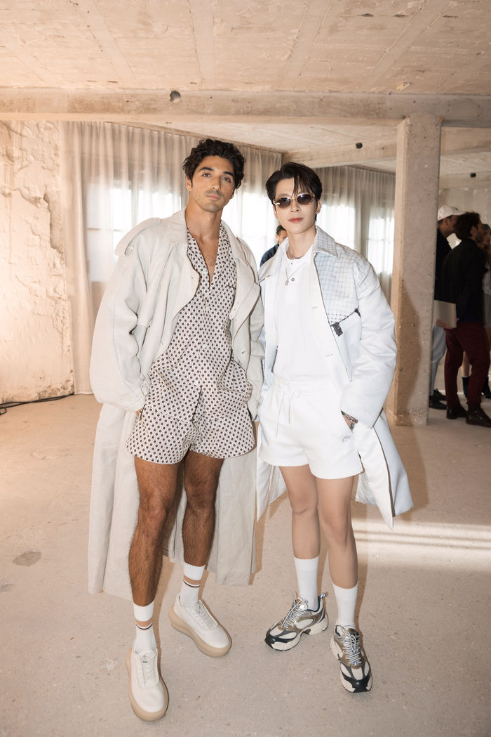 Anh Tú Atus gặp gỡ dàn sao quốc tế tại Paris Fashion Week 2024