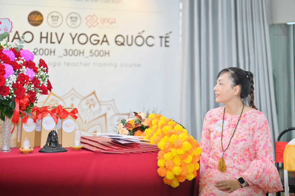 HLV Jenny Nguyen thành lập “Hội Yoga TPHCM” trên nền tảng đào tạo chuẩn quốc tế