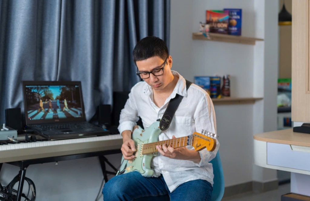 Guitarist Lê Ngọc Đăng Khoa