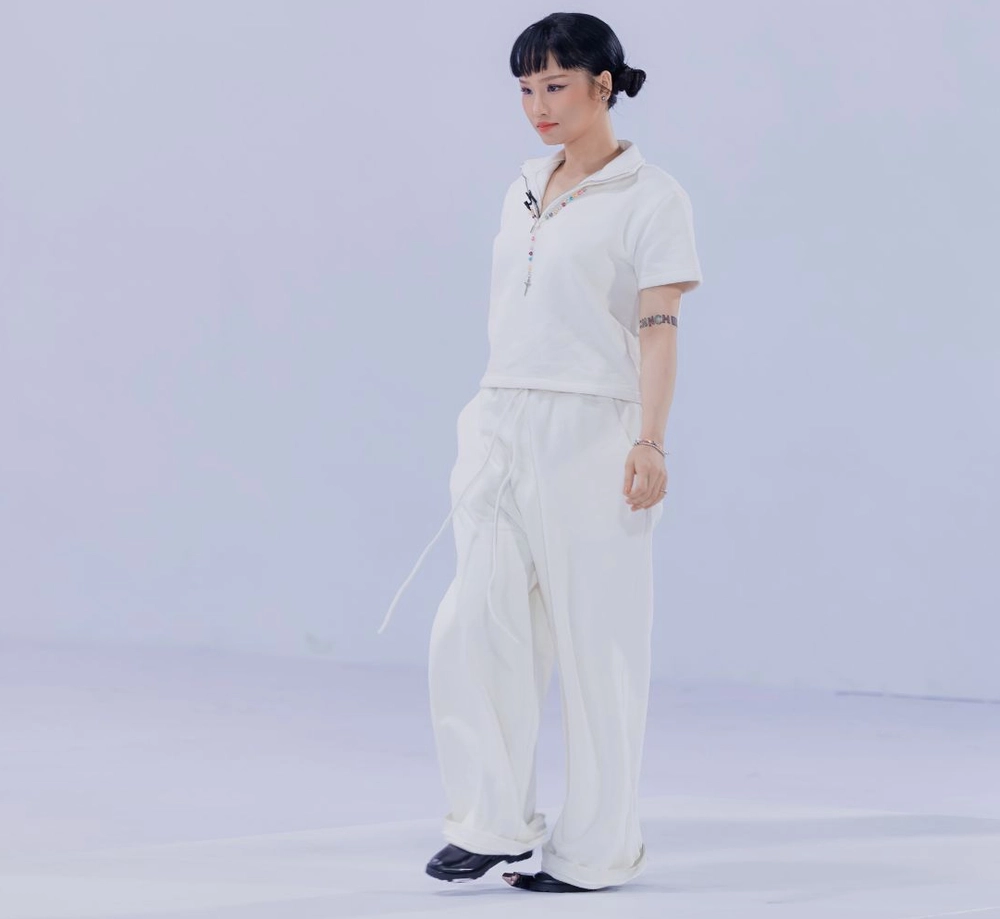 'Em xinh say hi' hé lộ loạt thử thách 'khó đỡ', Han Sara nhận 'trái đắng' từ Miu Lê - Ảnh 3.