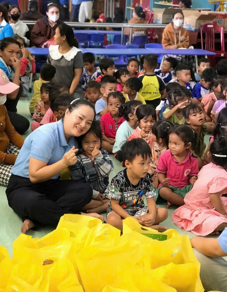 Cô giáo Như Nguyện – Người tận tụy gieo con chữ và vẽ nên những ước mơ thơ trẻ