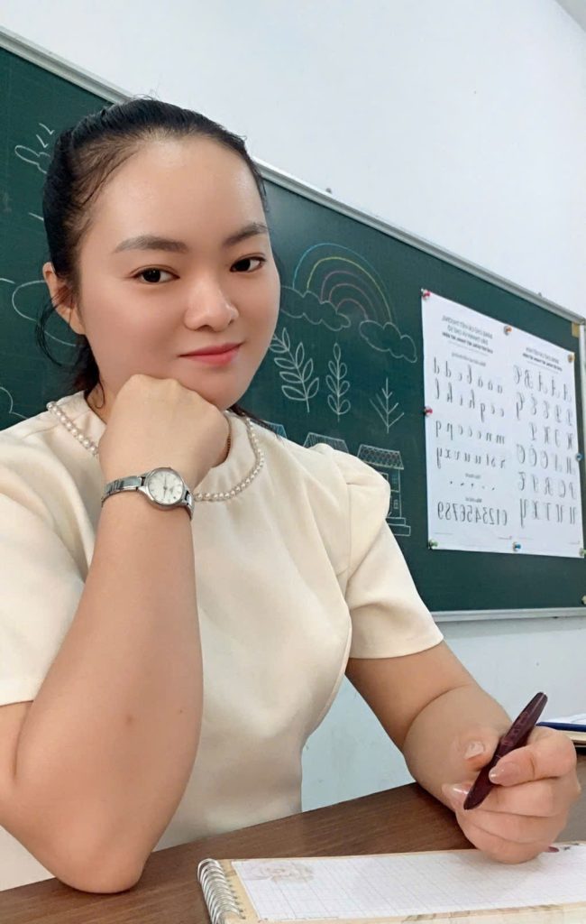 Cô giáo Như Nguyện