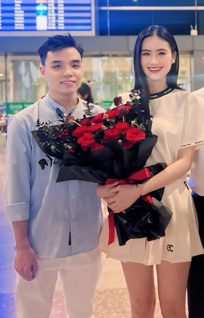 Hoa hậu Ý Nhi