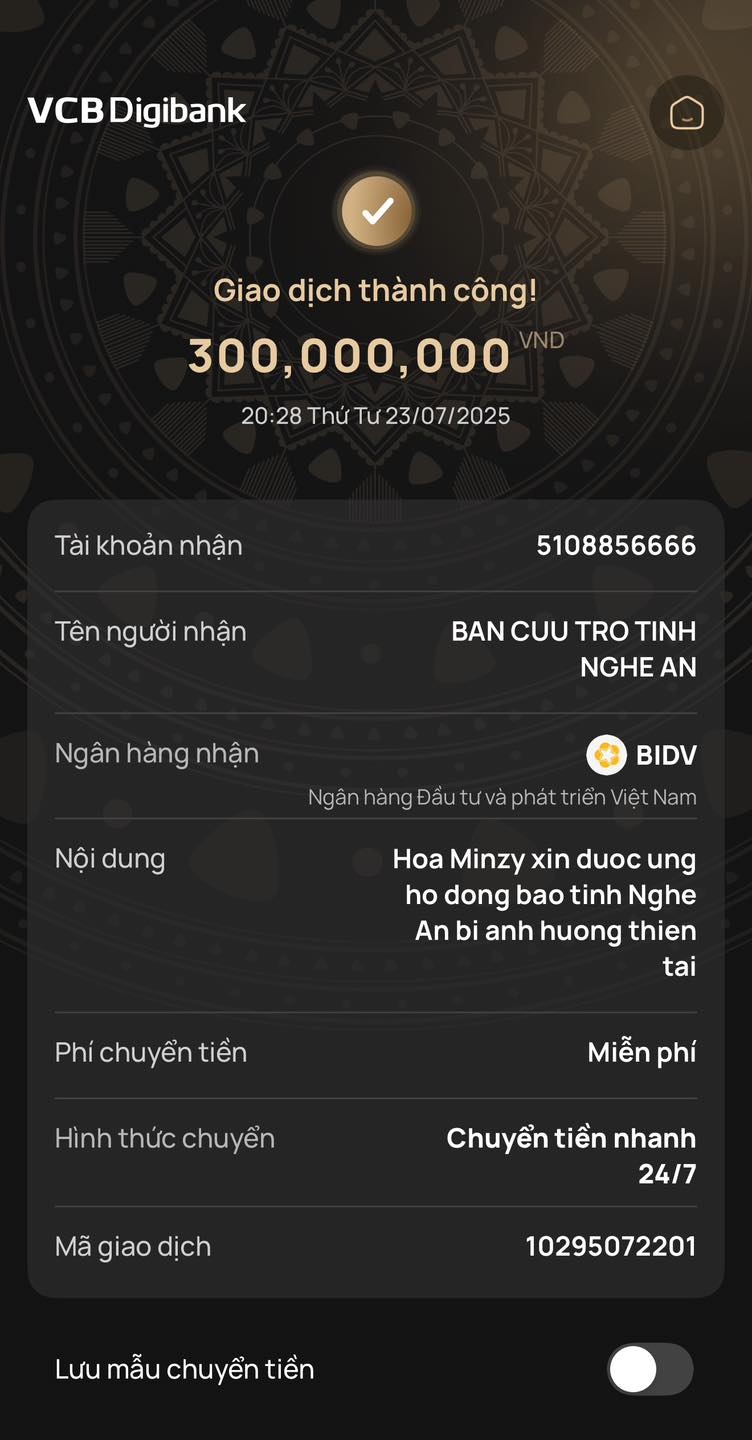 Hòa Minzy chuyển khoản số tiền 300 triệu đồng đến Ban cứu trợ tỉnh Nghệ An để hỗ trợ bà con vùng lũ ở Nghệ An