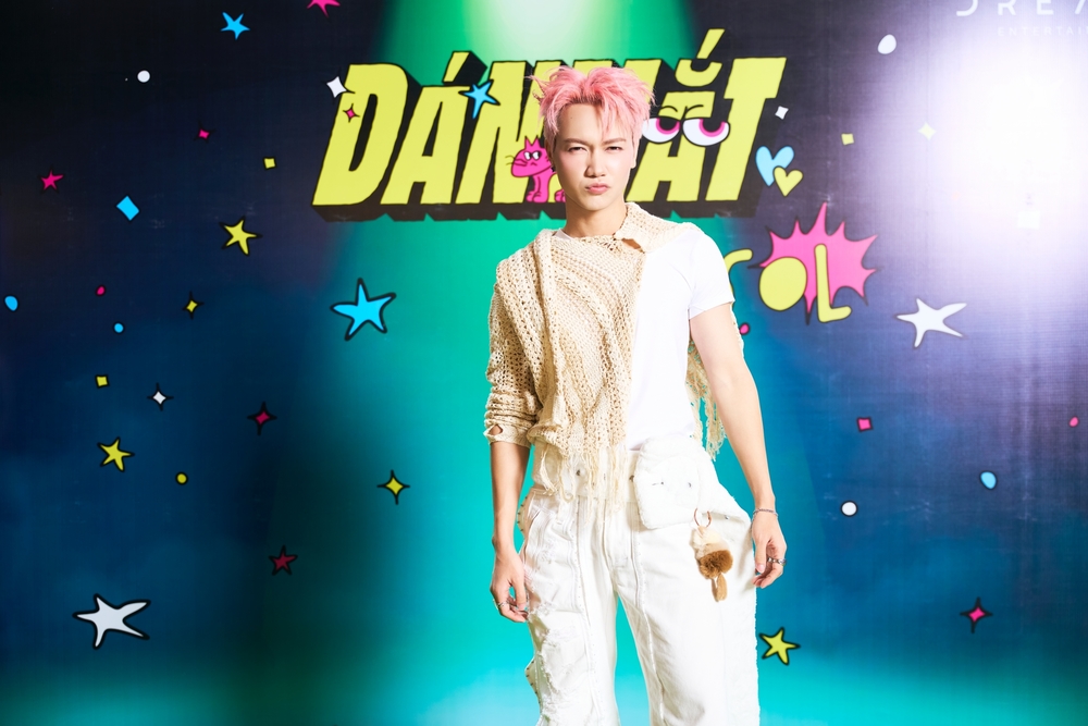 Dán Mắt
