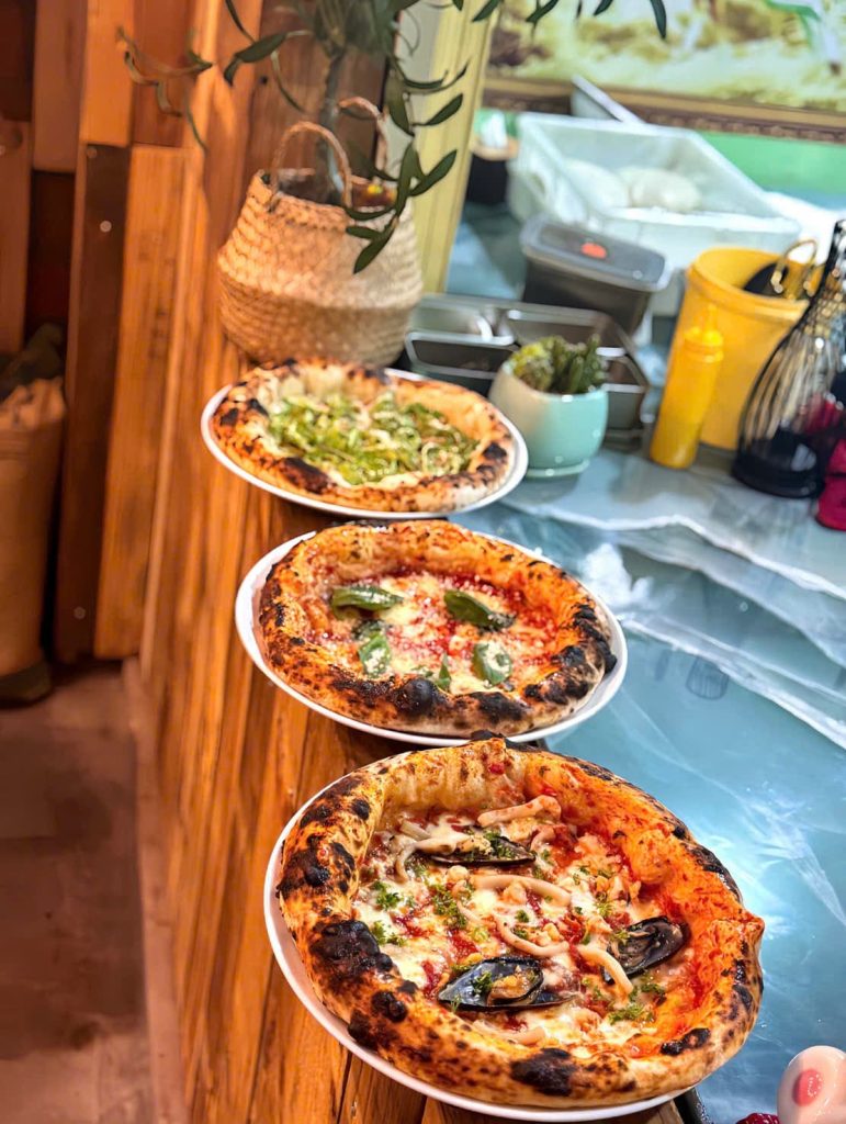 Chú Tey Pizzeria luôn giữ gìn những giá trị truyền thống của bánh pizza Ý