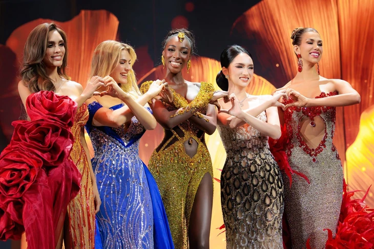 Hoa hậu Hương Giang