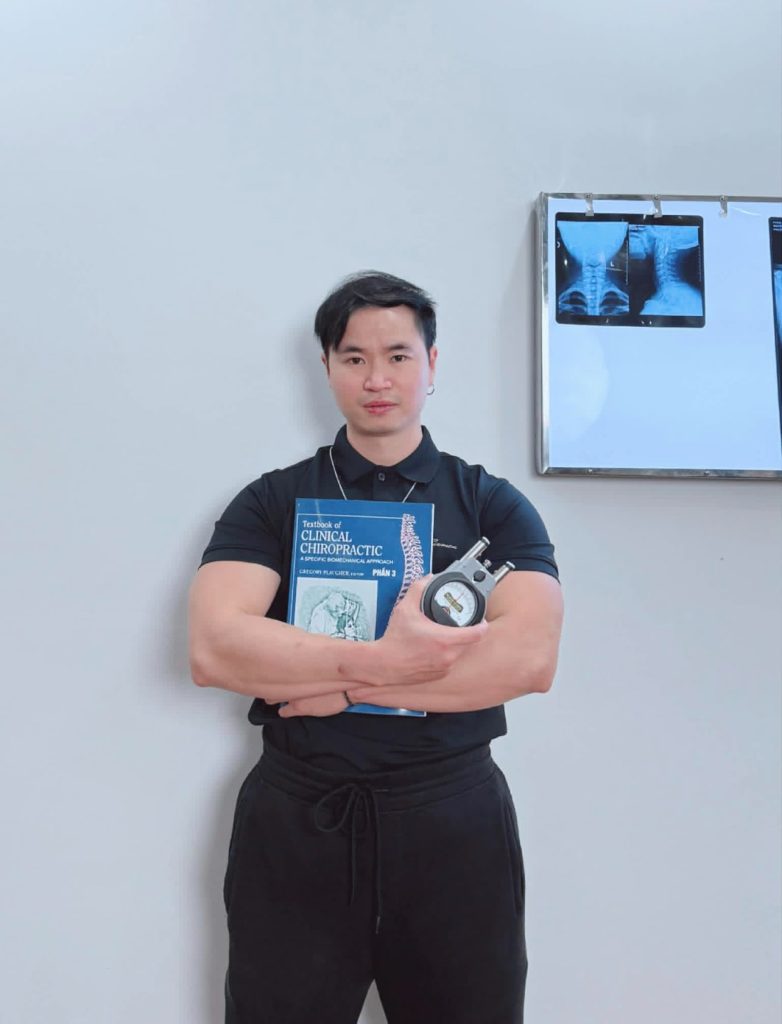 Nghệ sĩ trị liệu Veno Luận, người truyền cảm hứng sống khỏe cho cộng đồng