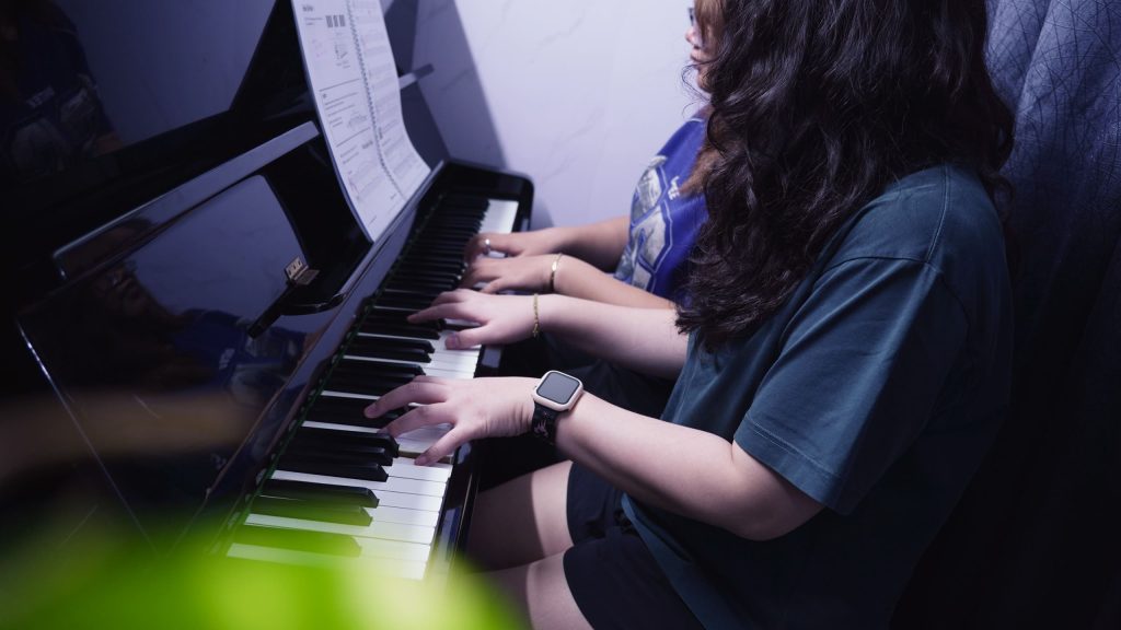 Lớp đào tạo kỹ năng diễn tấu của nhạc sĩ Trung Hyo