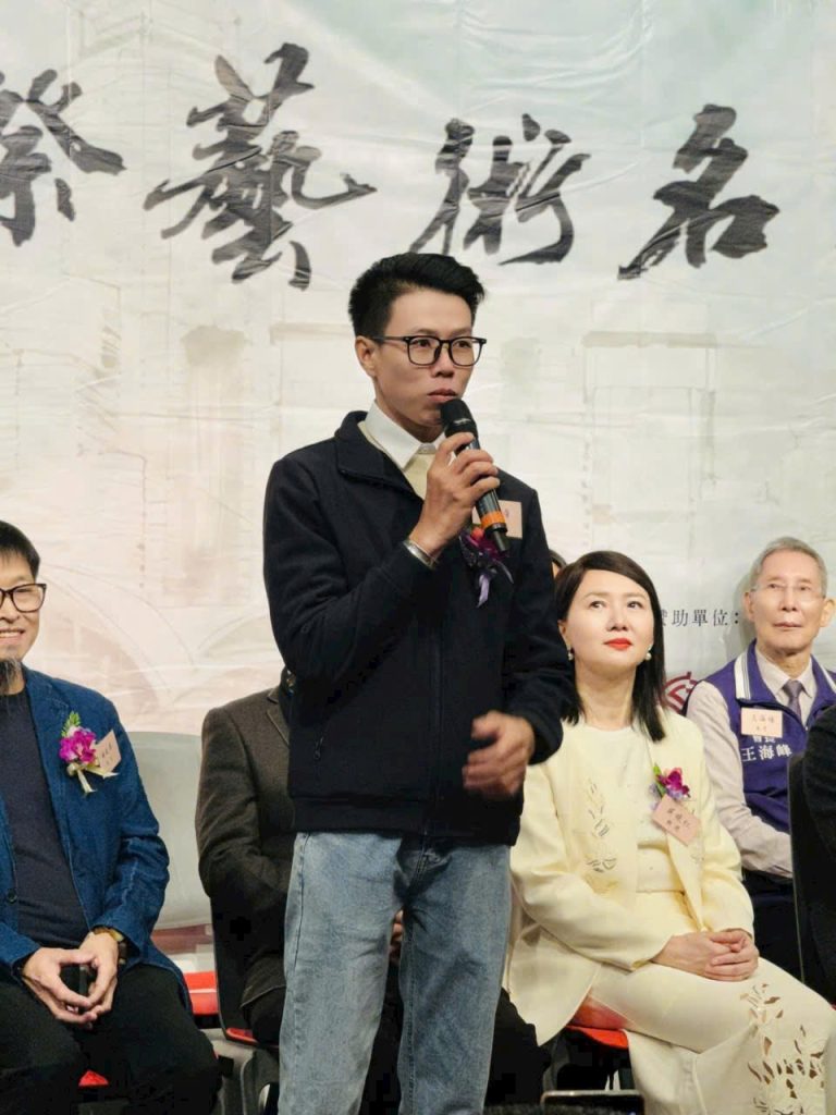 Những nét vẽ đầu tiên của họa sĩ Xuân Long  được nuôi dưỡng bằng đam mê từ thuở nhỏ