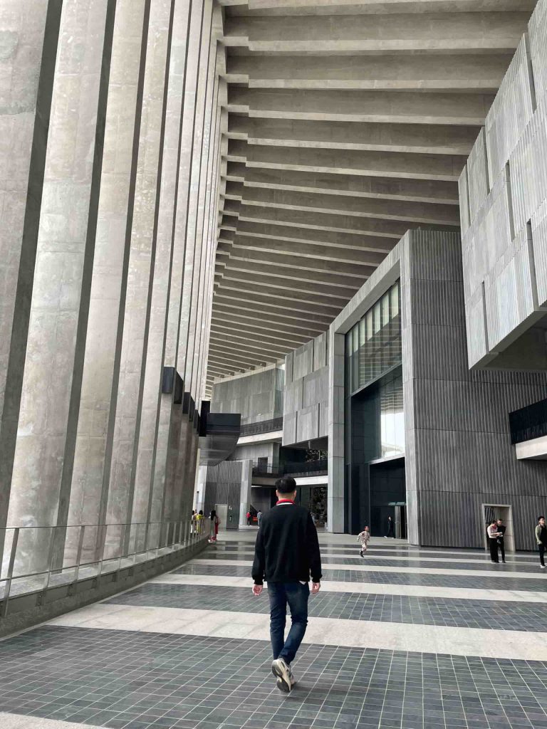 Chef Nhân Huỳnh chọn làm nghề tử tế, và đi đường dài với ẩm thực