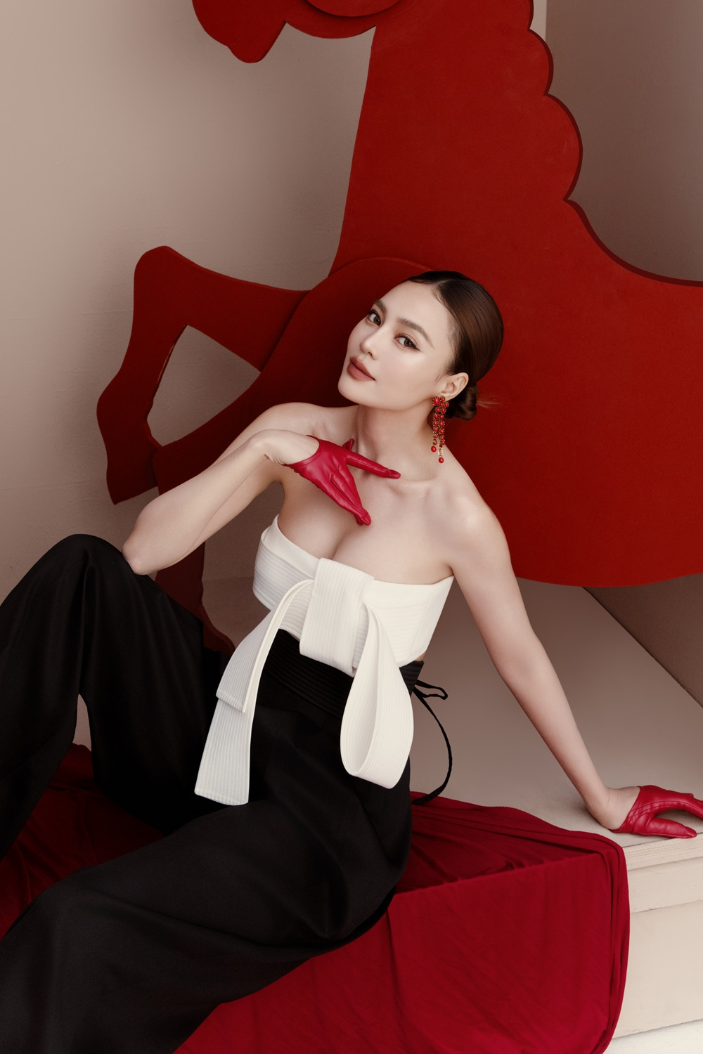 Ninh Dương Lan Ngọc và một năm “chậm để đi xa”