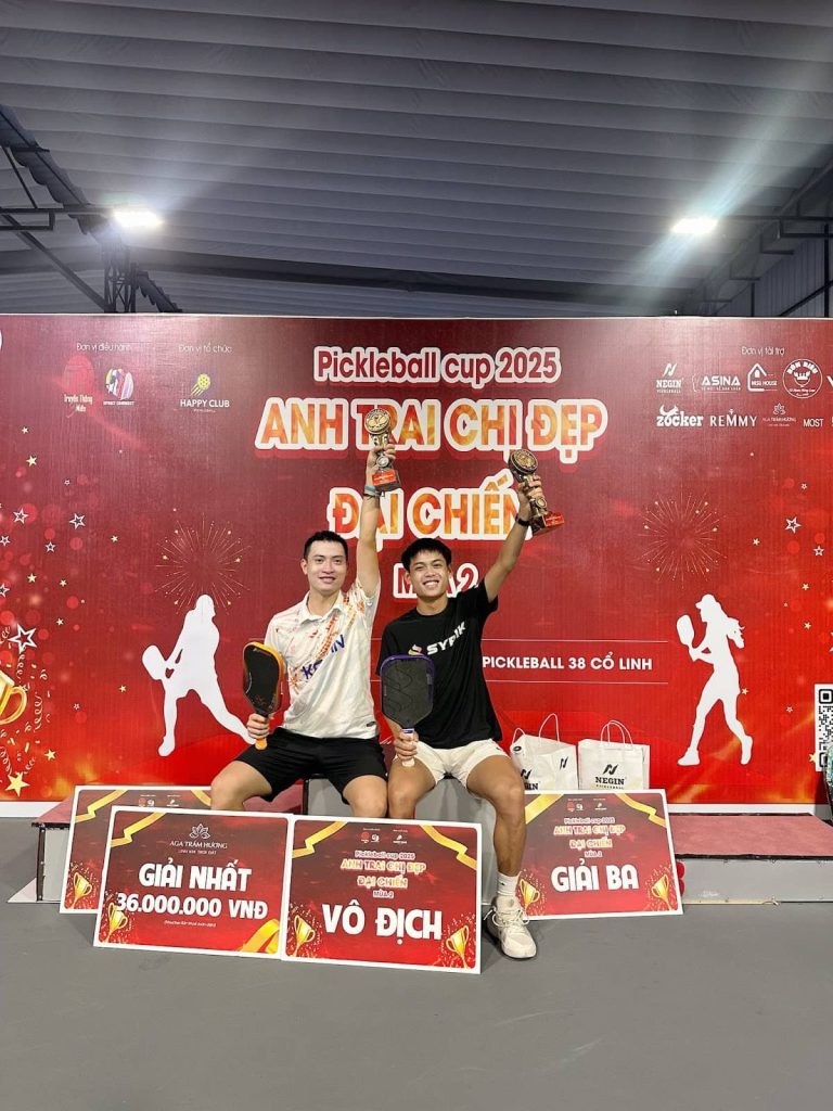 Phạm Tuấn Long giữ vững nhịp thi đấu, thể hiện sự kiểm soát và tự tin trên sân, xuất sắc mang về nhiều giải thưởng danh giá