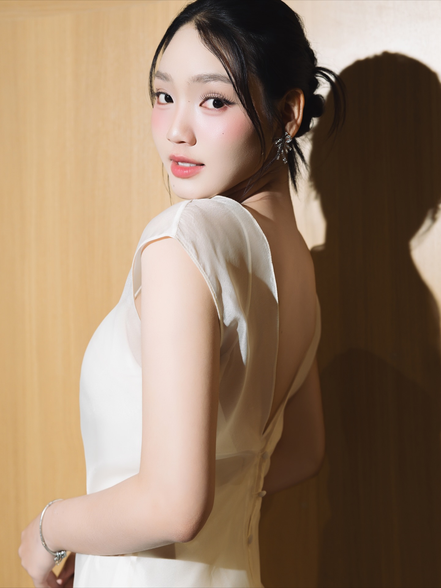 19 tuổi, diễn viên Minh Anh liên tiếp góp mặt trong loạt phim trăm tỷ