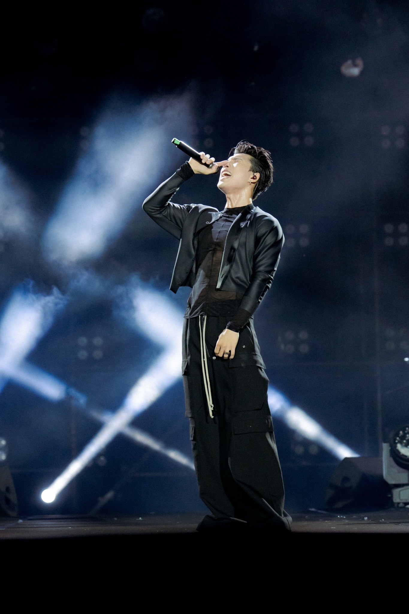 HIEUTHUHAI và cú lật ngược chuẩn mực của một rapper thế hệ mới