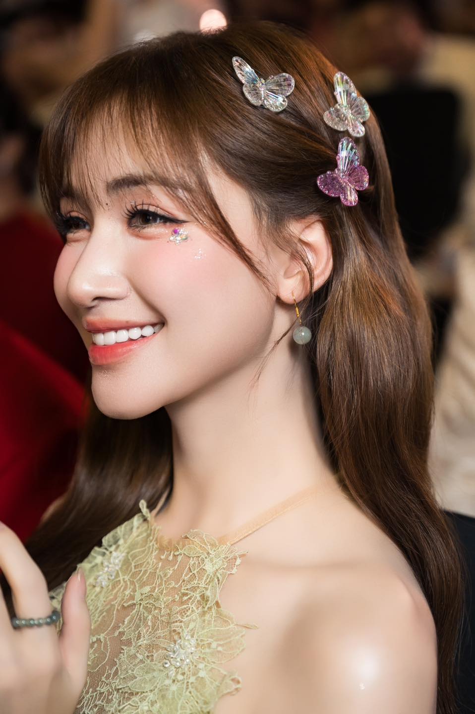 Khi Hòa Minzy nhìn lại chặng đường nghệ thuật cùng nhạc sĩ Huy Tuấn