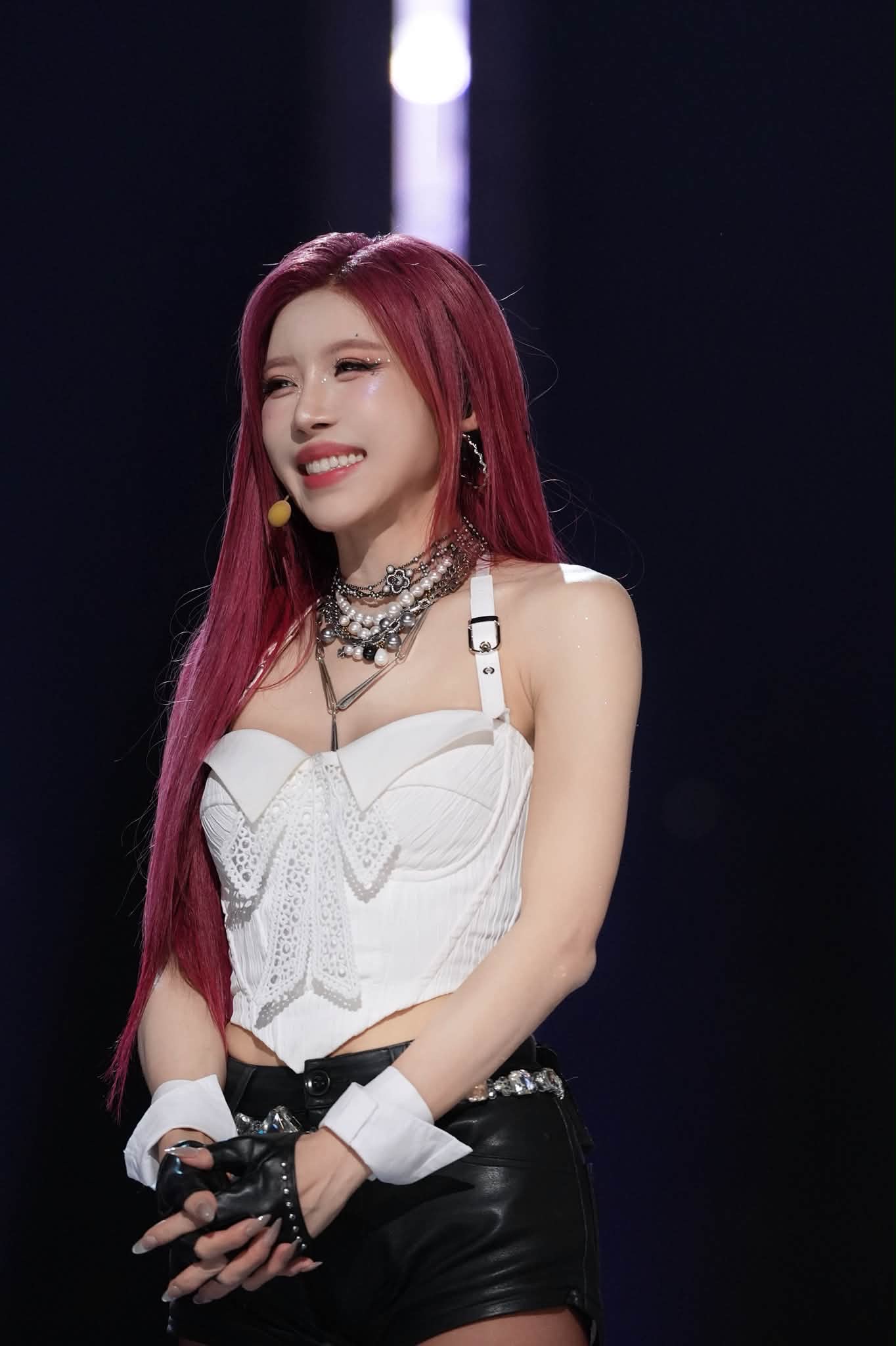 Trang Pháp thắng lớn và đưa kẹo lạc Hà Nội lên sóng quốc tế