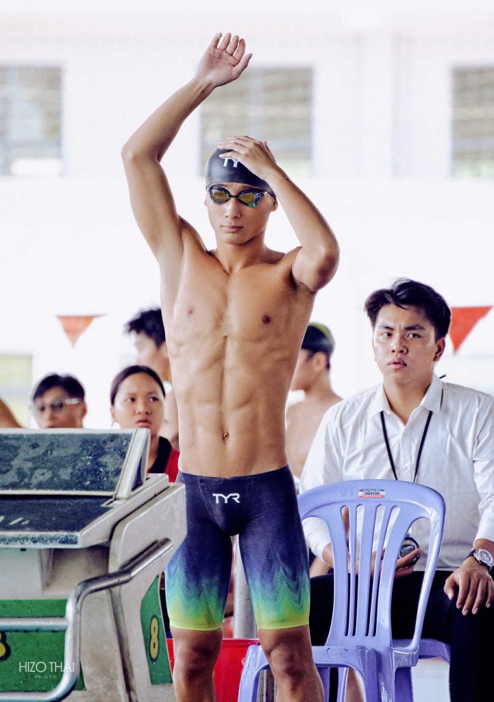 VĐV Minh Tài tập trung cao độ trước khi bắt đầu thi đấu