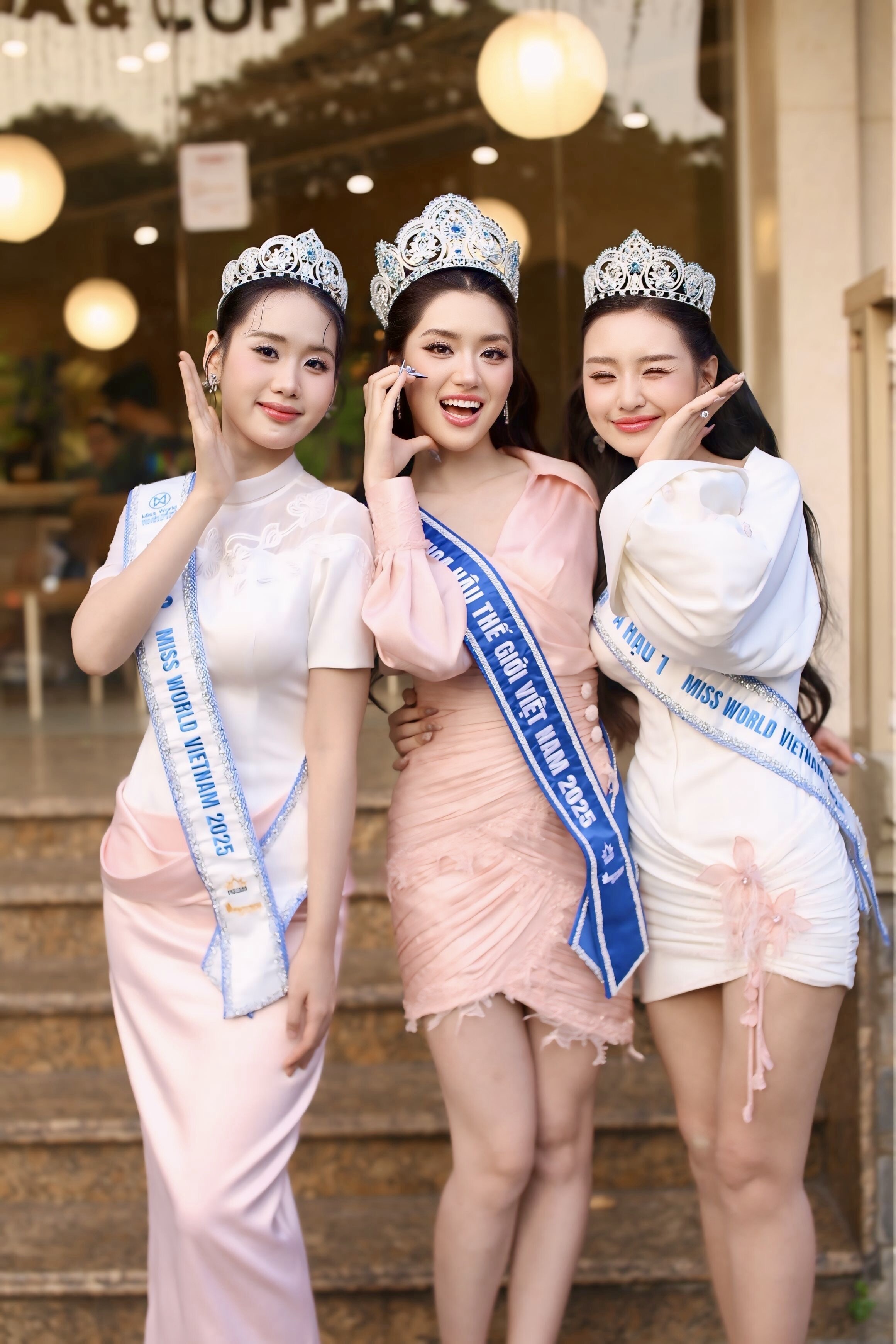 Phương Oanh tiết lộ về “người đặc biệt” tại Miss World Vietnam 2025