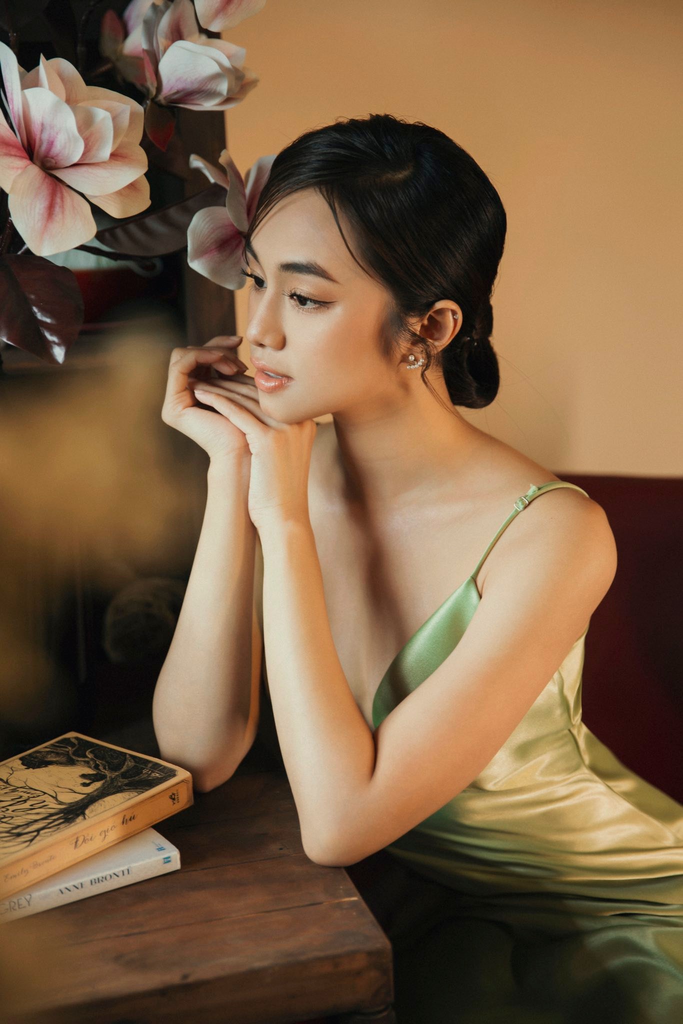 Diễn viên Ngân Hòa: “Tôi như được sống thêm một lần nữa”