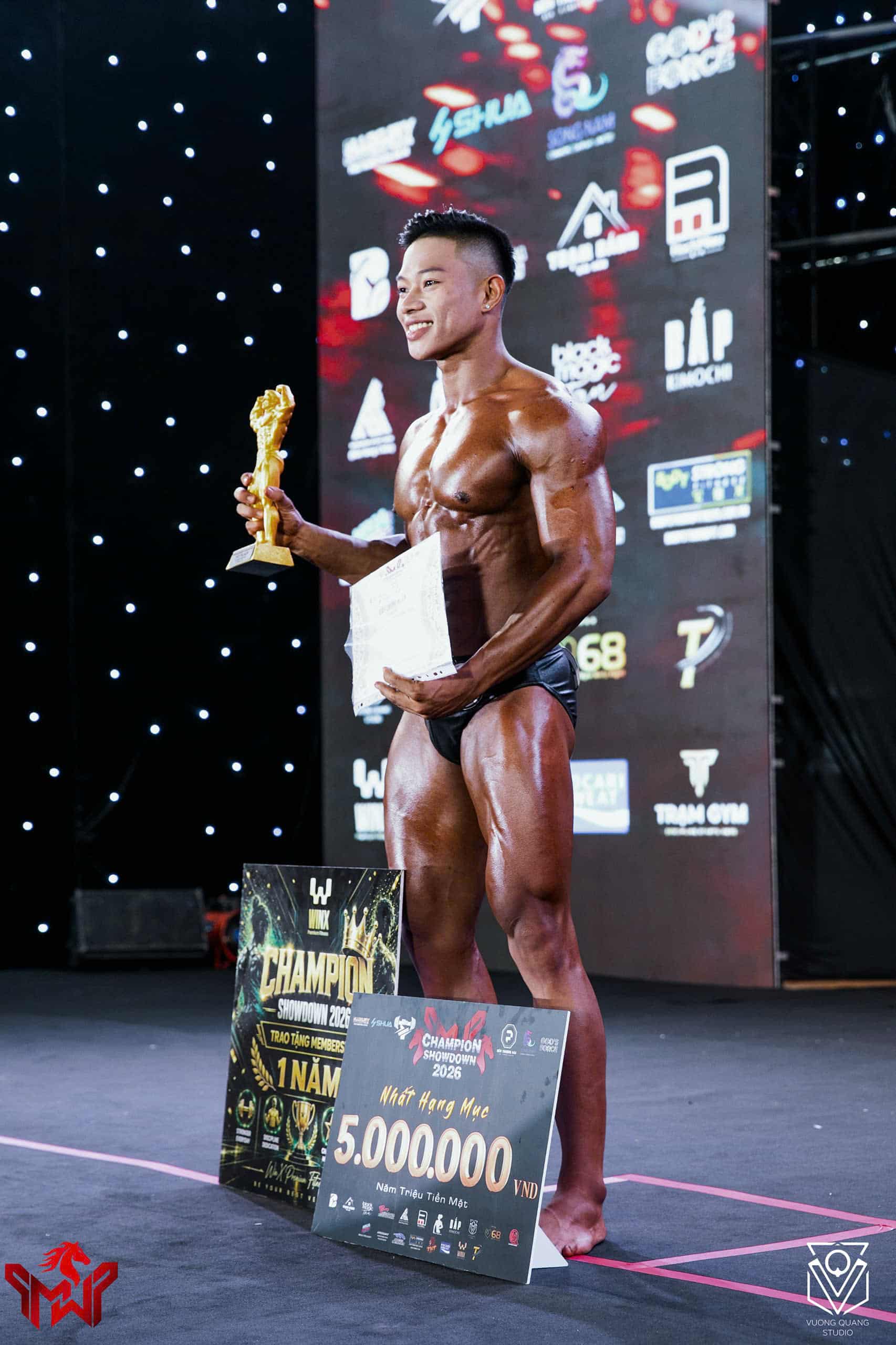 VĐV thể hình Võ Duy Anh