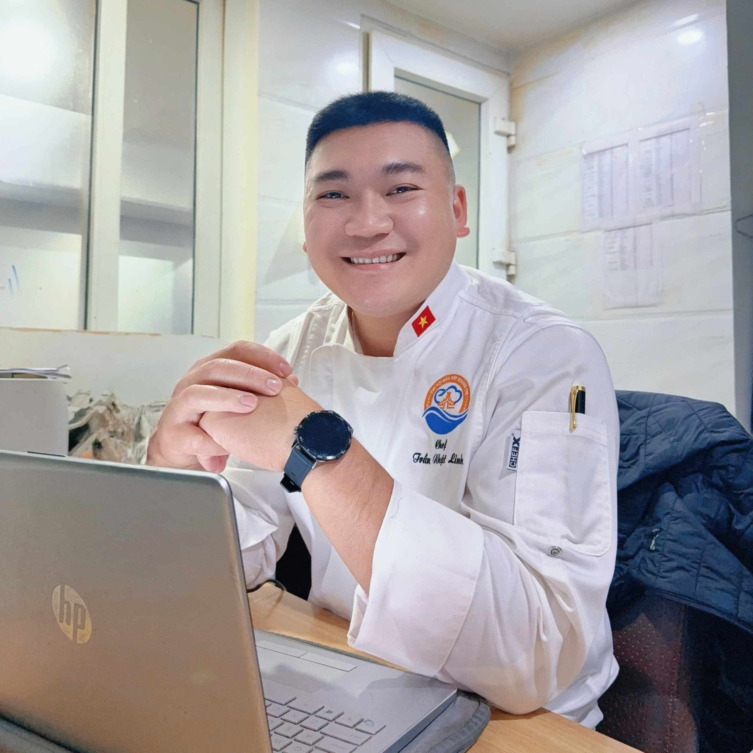 Bếp trưởng Trần Nhật Linh