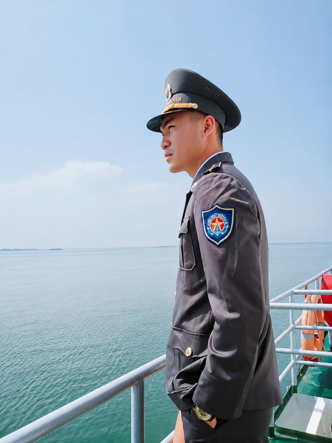 Bếp trưởng Trần Nhật Linh từng có gần 2 năm gắn bó với môi trường Hải quân trước khi quyết định theo đuổi đam mê ẩm thực