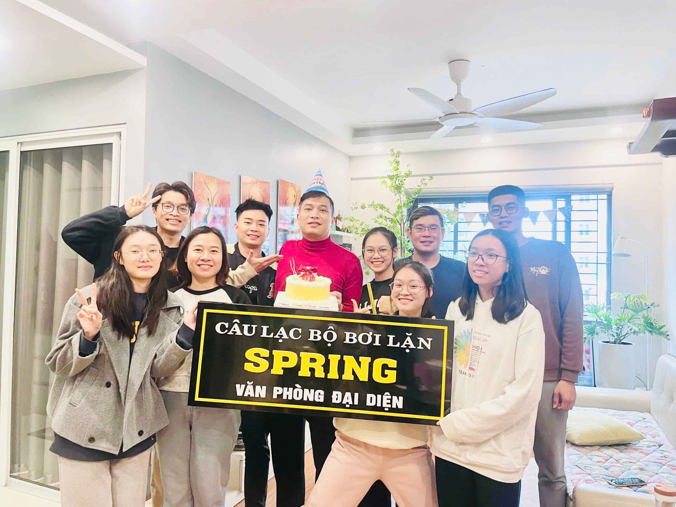 CLB Bơi Lặn Spring - Gieo dựng môi trường học bơi an toàn bằng tâm huyết của người làm nghề