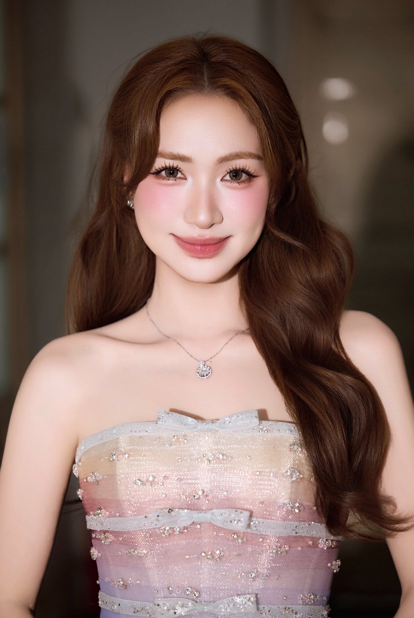 Hòa Minzy nghẹn ngào nhắc về gia đình: “Đó là nơi tôi luôn muốn trở về”