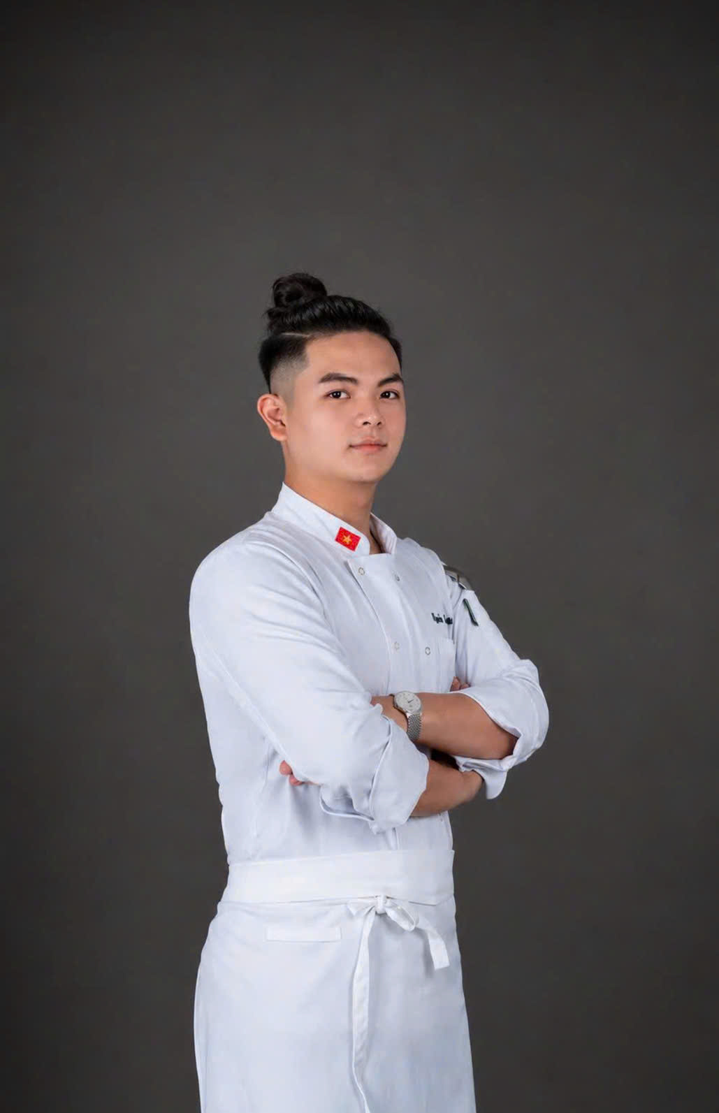Đầu bếp Louis Nguyễn (Nguyễn Hoàng Lưu)