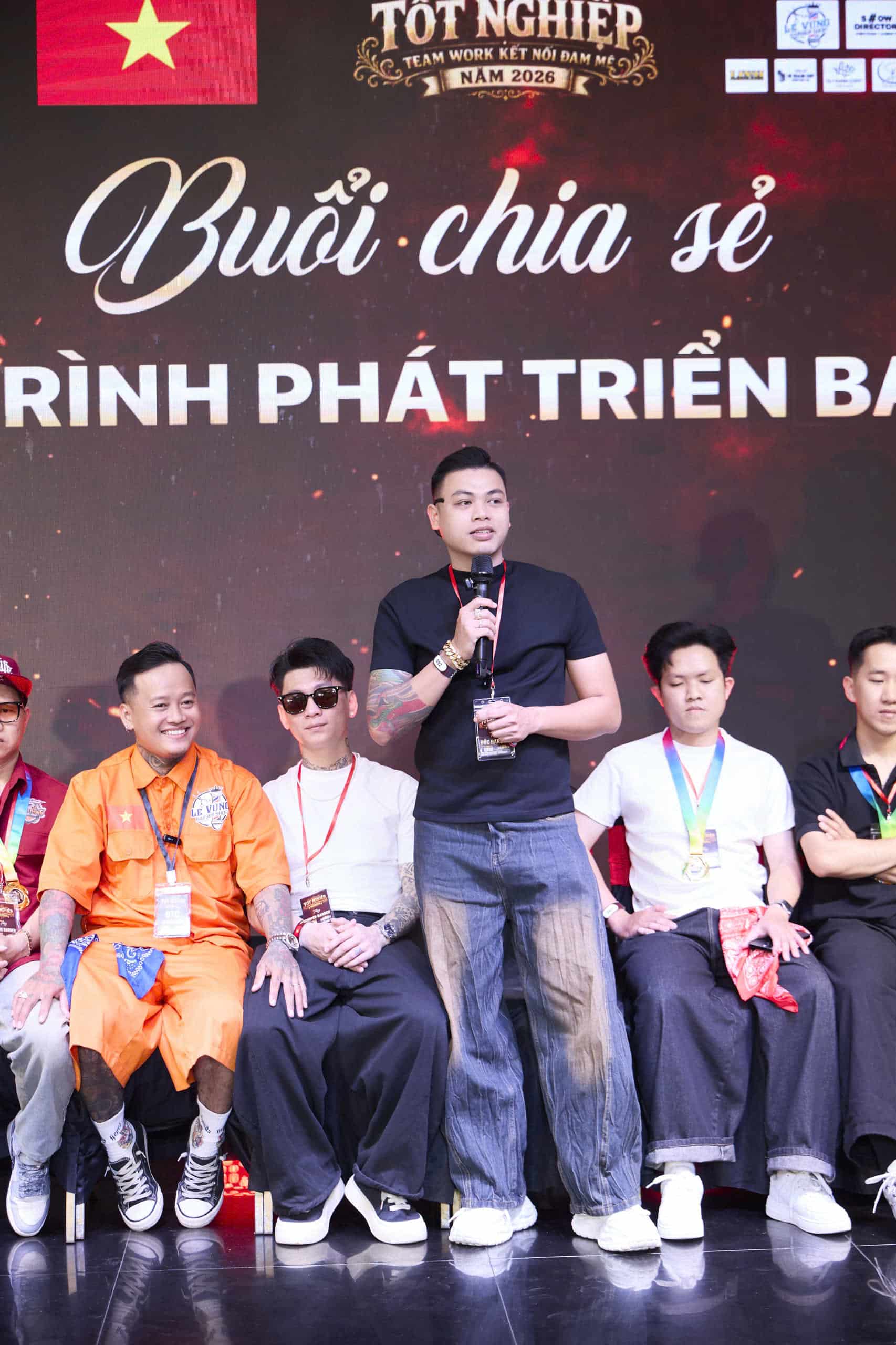 Đức Barber từng bước xây dựng thương hiệu dựa trên sự tận tâm và uy tín nghề nghiệp