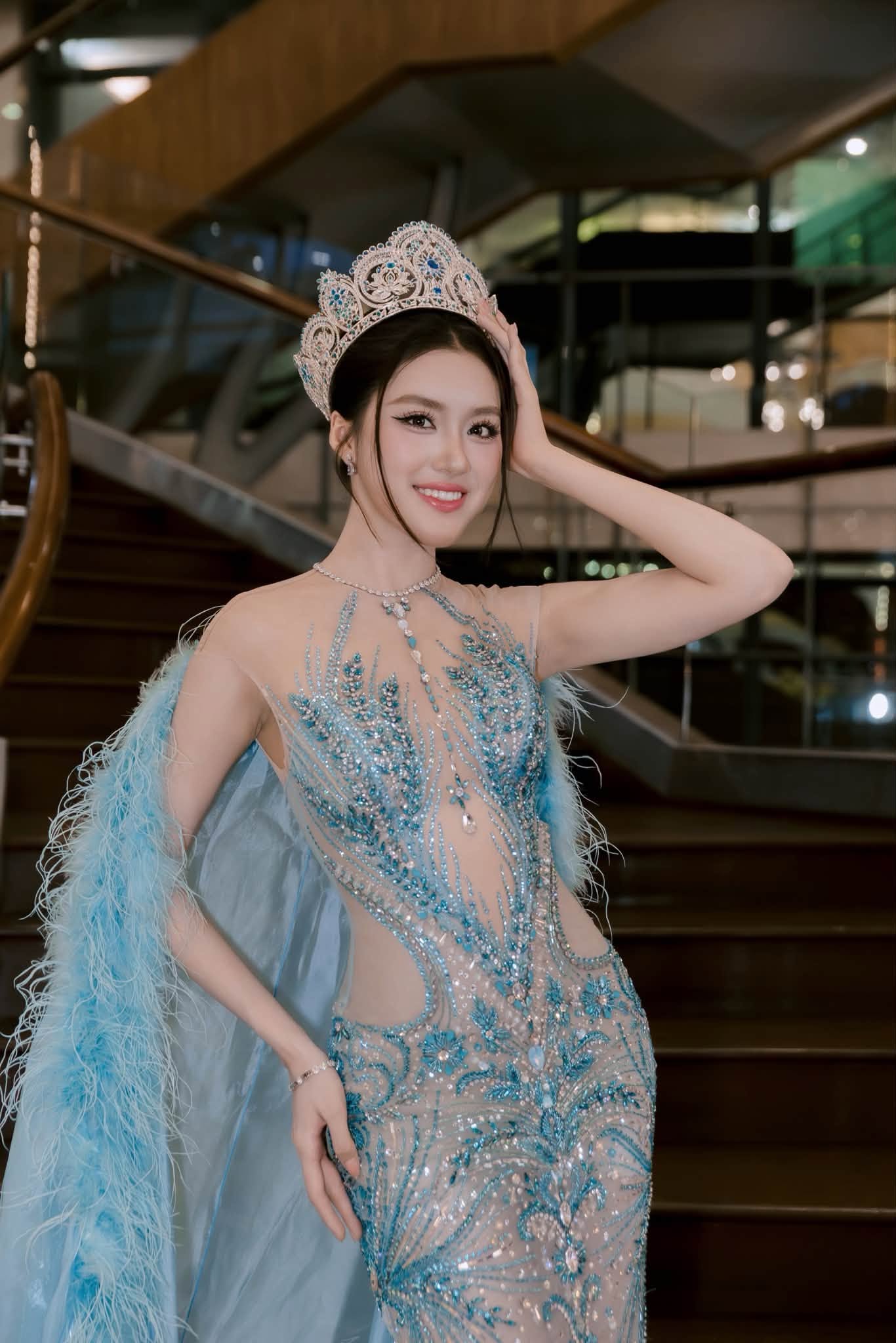Hoa hậu Phương Oanh