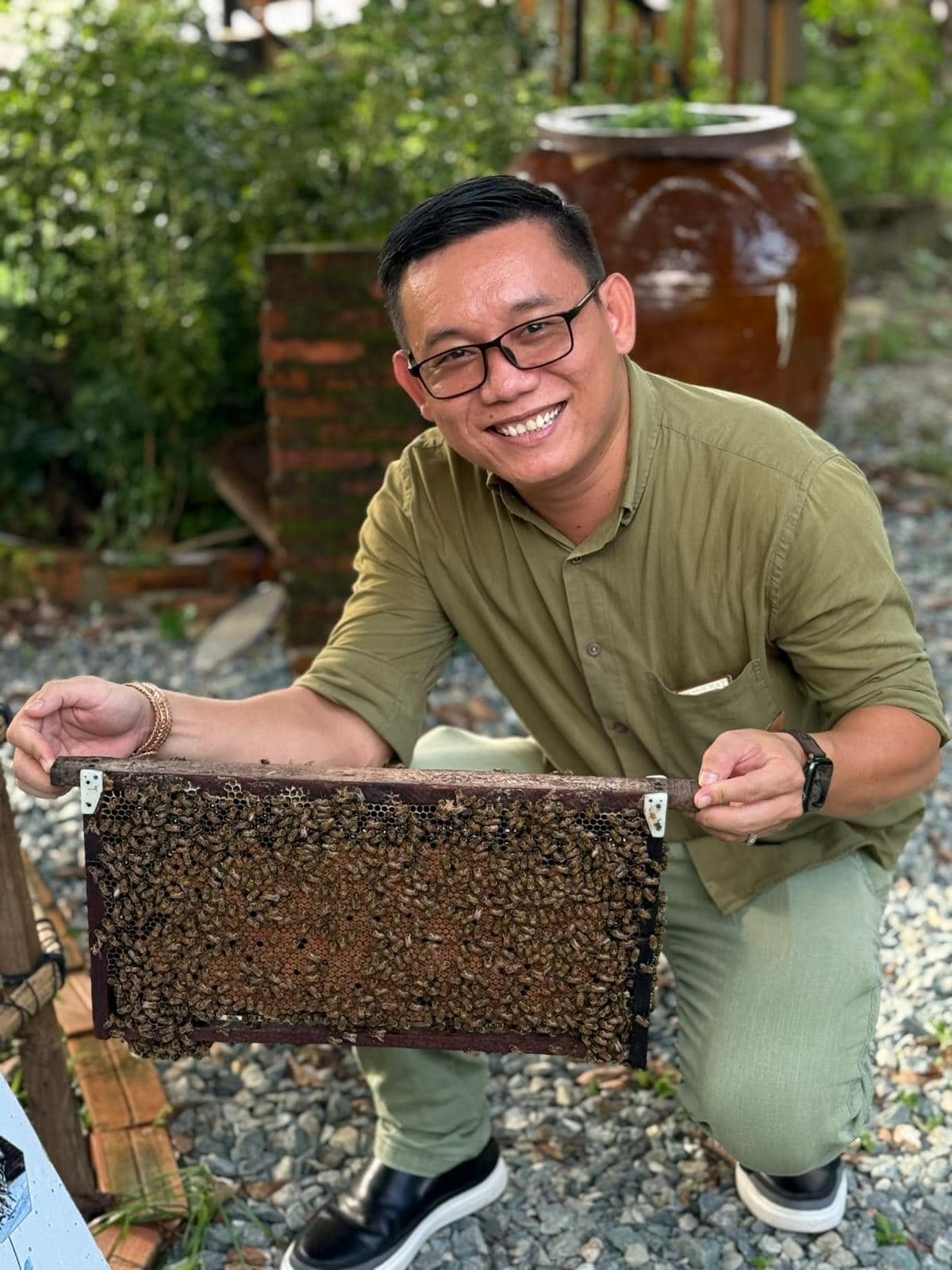 Gần 19 năm đứng bếp, Chef Nguyễn Tấn Phương vẫn giữ niềm tin vào giá trị của những điều nguyên bản