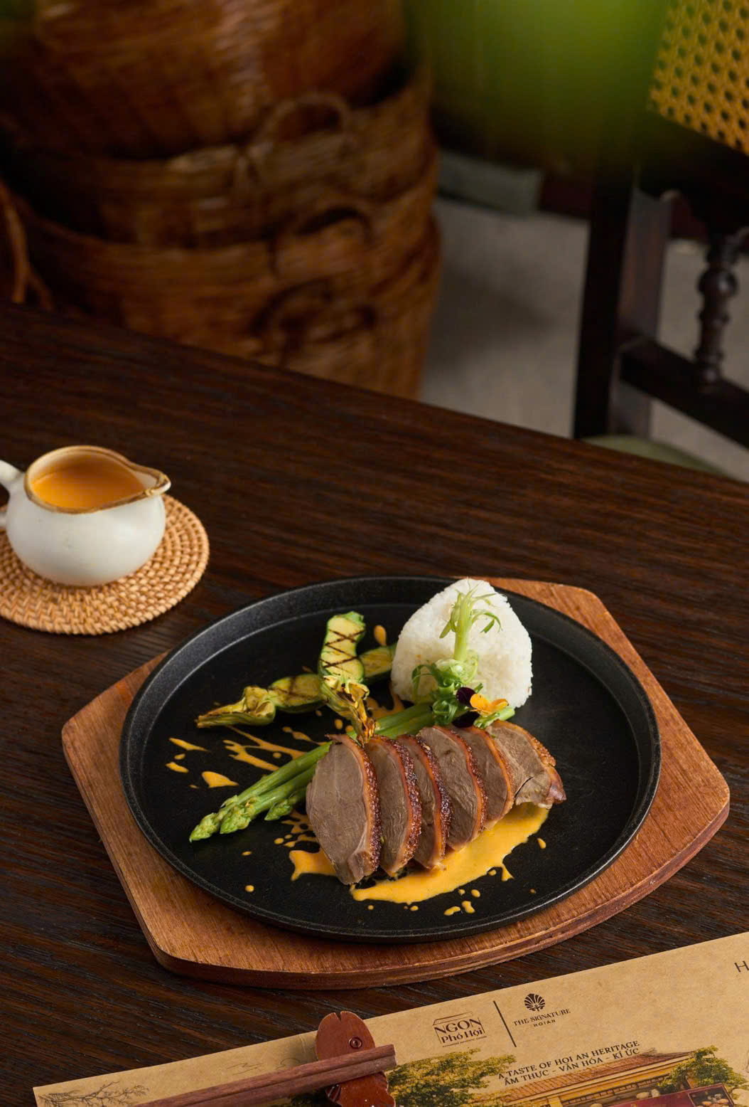 Chef Lê Trung Tuấn tin rằng sự chân thành là yếu tố tạo nên giá trị bền vững trong ẩm thực