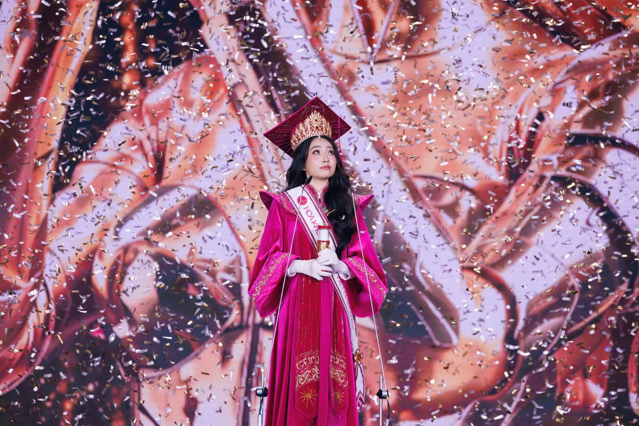 Hoa khôi Sinh viên Việt Nam 2026 là thủ khoa trường Y, sở hữu IELTS 7.0