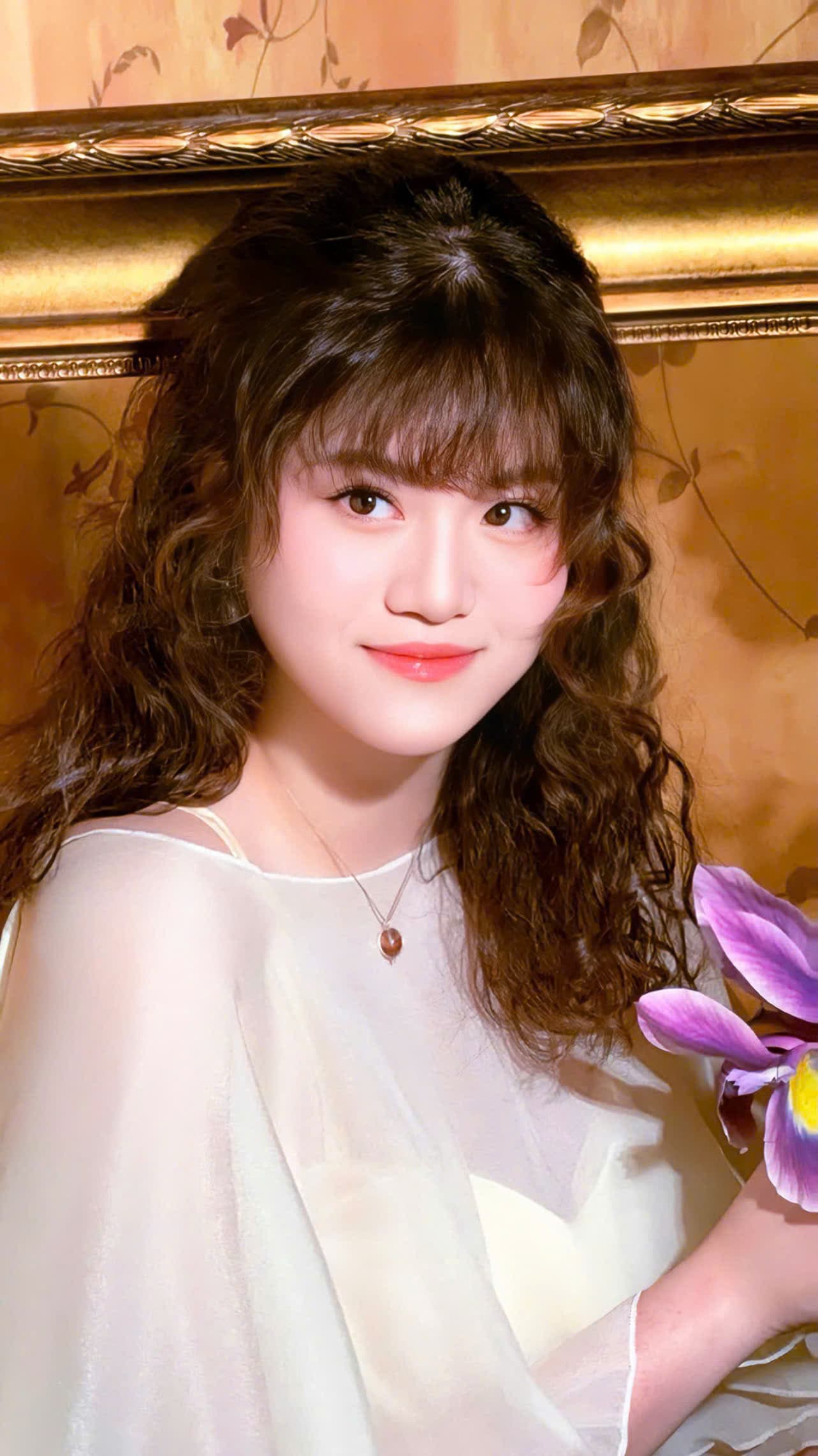 Tiktoker Sign With Mỹ Hòa