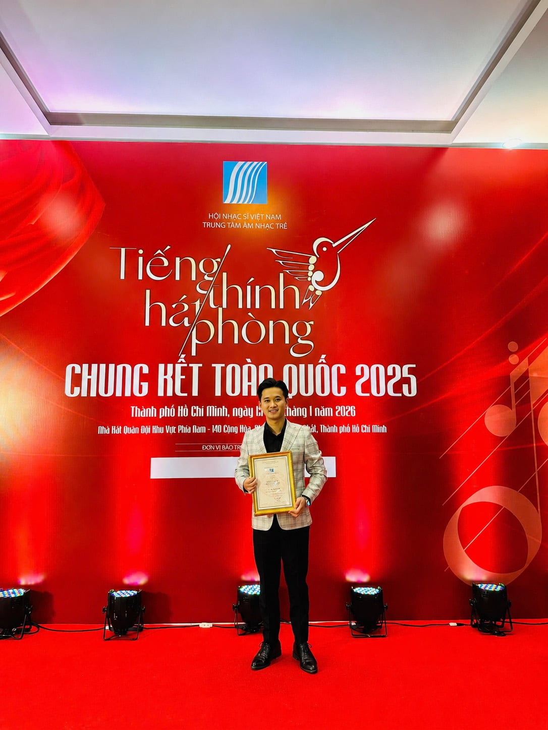 Tuấn Phi xuất sắc giành Giải Nhì toàn quốc tại Cuộc thi Tiếng hát Thính phòng toàn quốc
